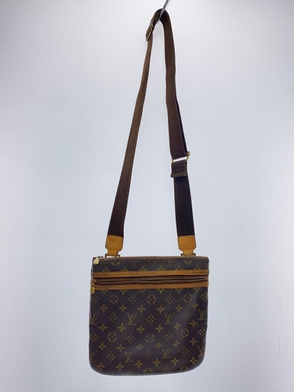 LOUIS VUITTON Pochette Bosphore Monogram Canvas Brown